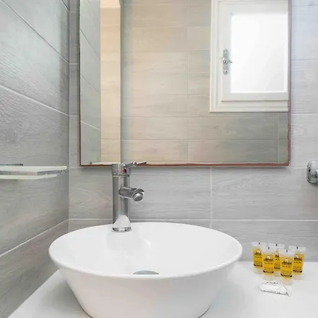 Apartment Santa Irini 1